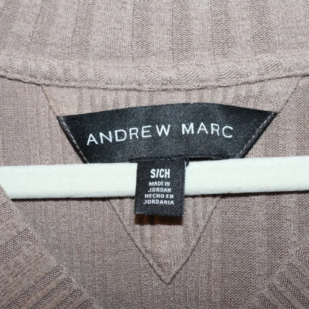 🤎✨ Andrew Marc Men’s Light Brown V‑Neck Knitted Sweater · Size Small · classic
